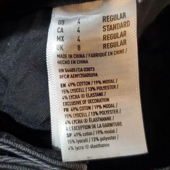american Eagle black super stretch X 28x28 size 4 super low jeggings - Picture 8 of 8